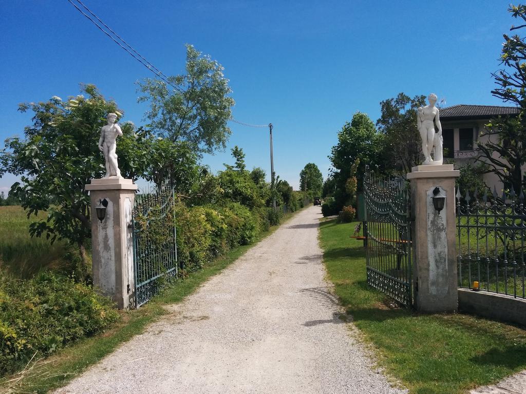 Villa Agriturismo La Chioccia Campagna Lupia Exterior foto